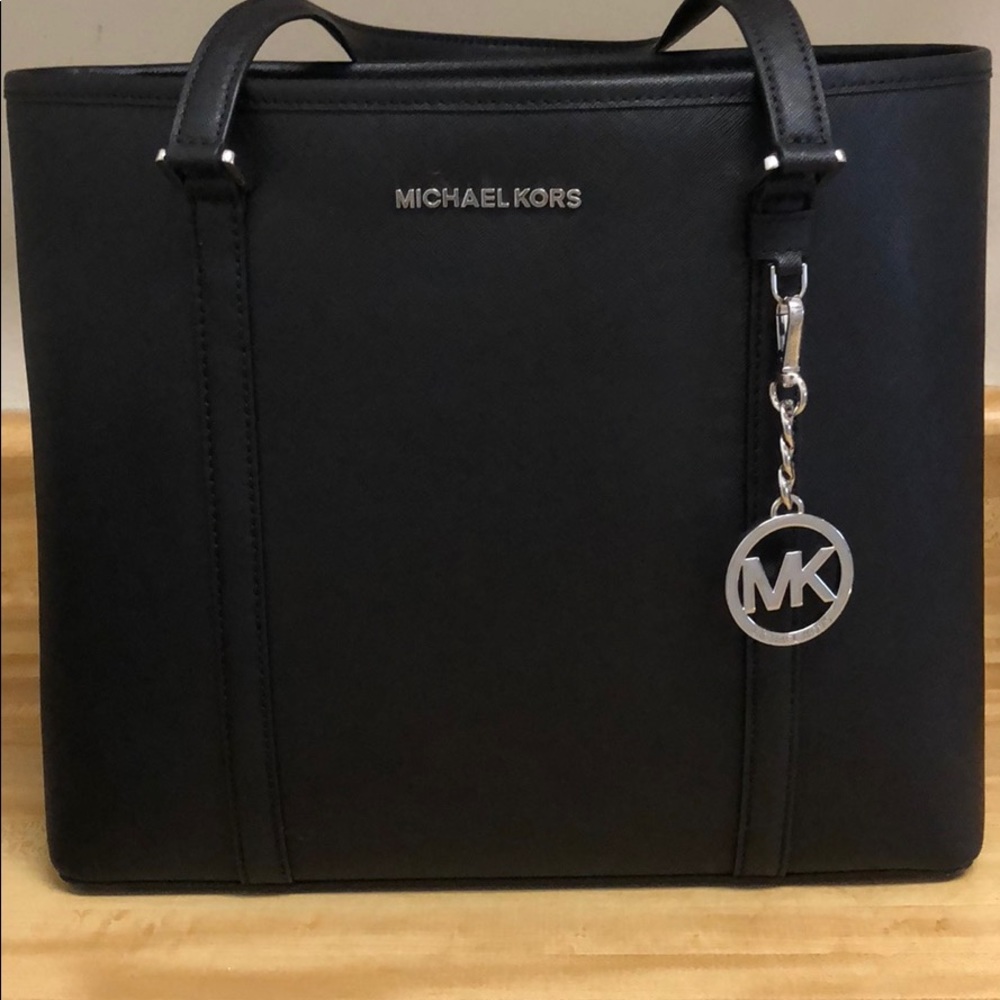 Medium tote bag